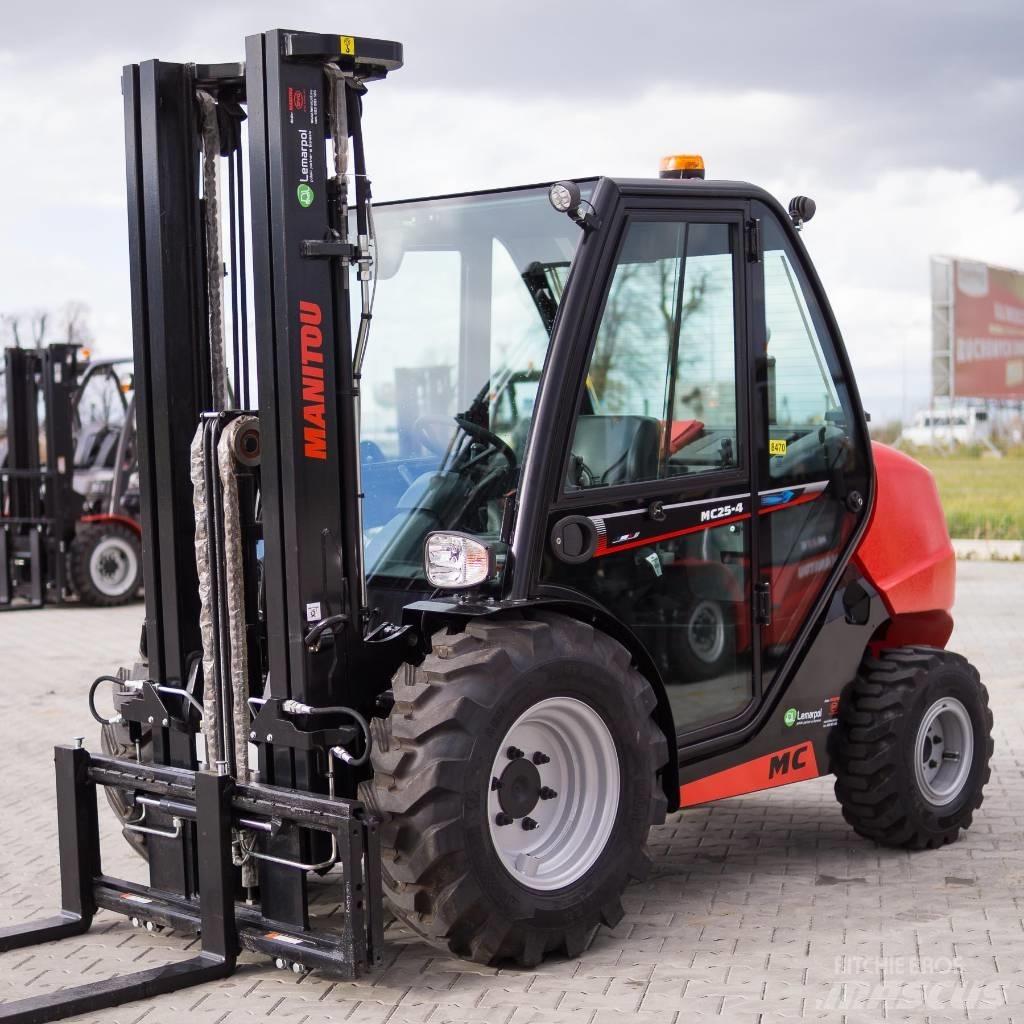 Manitou MC25 Terrængående gaffeltruck