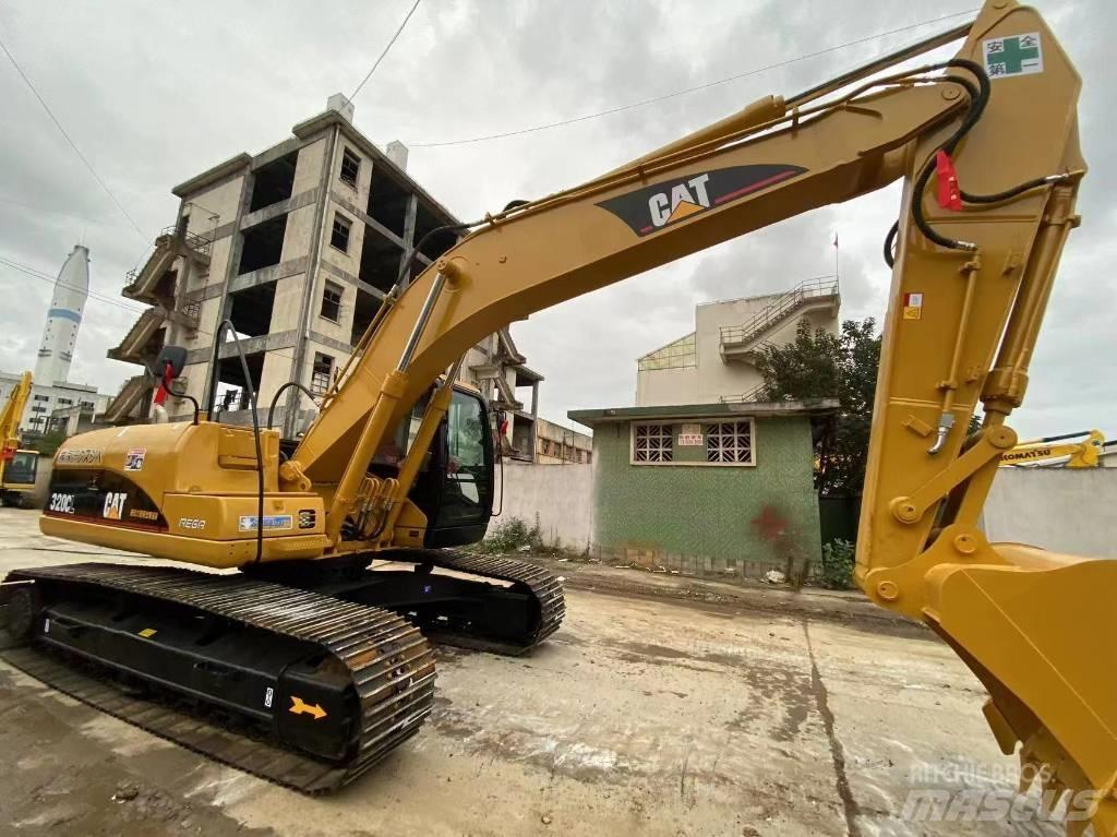 CAT 320 C L Gravemaskiner på larvebånd