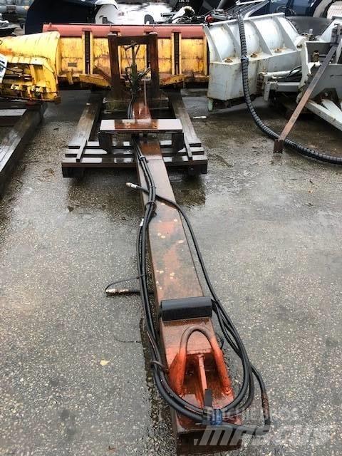 Vreten 240 Sneskovle og -plove