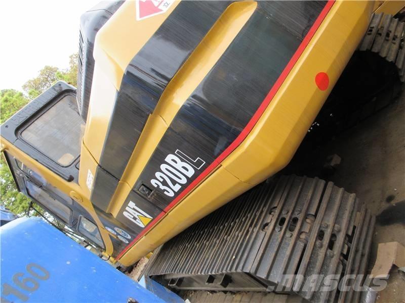 CAT 320 B L Gravemaskiner på larvebånd