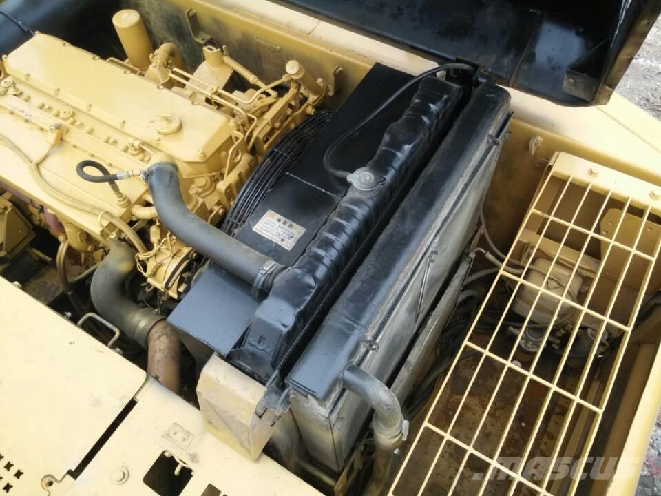 CAT 325 B Gravemaskiner på larvebånd
