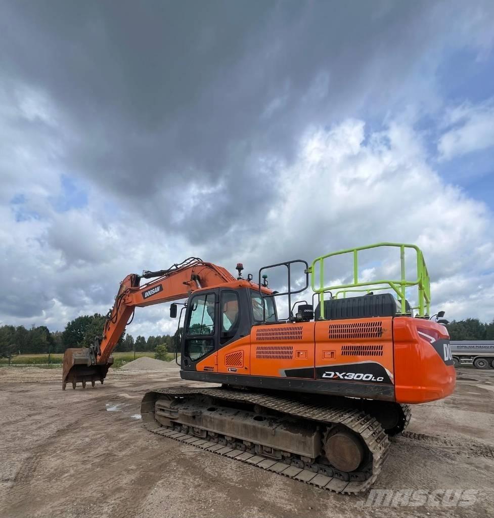 Doosan DX300-LC-7 Gravemaskiner på larvebånd