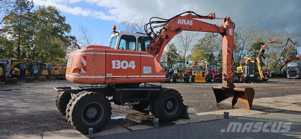 Atlas 1304 Gravemaskiner på hjul