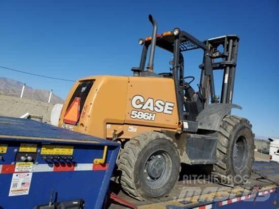 CASE 586H Terrængående gaffeltruck