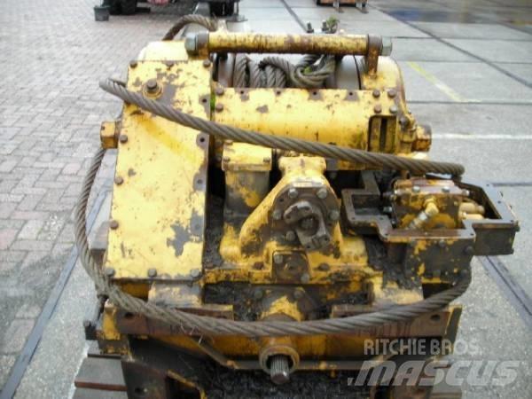 Komatsu D65E WINCH Andet tilbehør