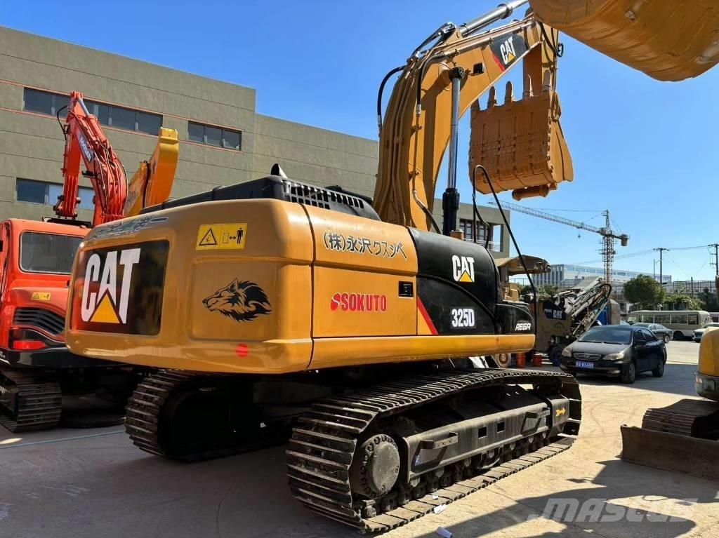 CAT 325 D Gravemaskiner på larvebånd
