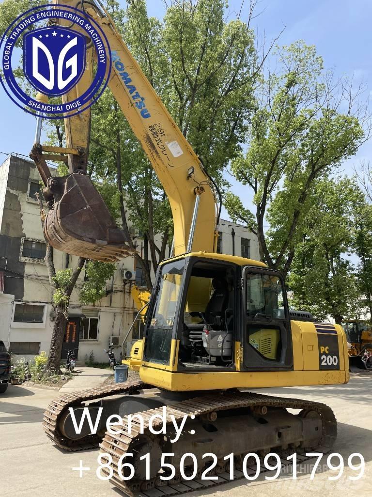 Komatsu PC 200-7 Gravemaskiner på larvebånd