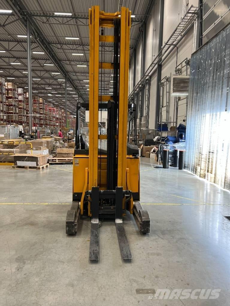 Jungheinrich ETV 214 Reachtruck