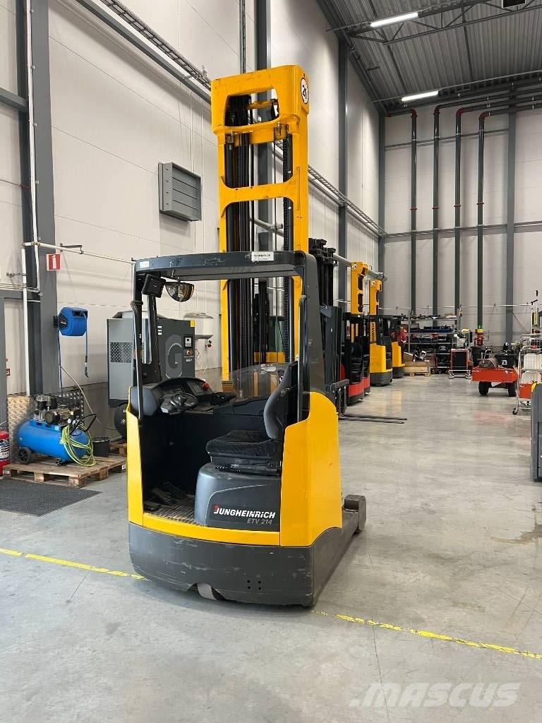 Jungheinrich ETV 214 Reachtruck