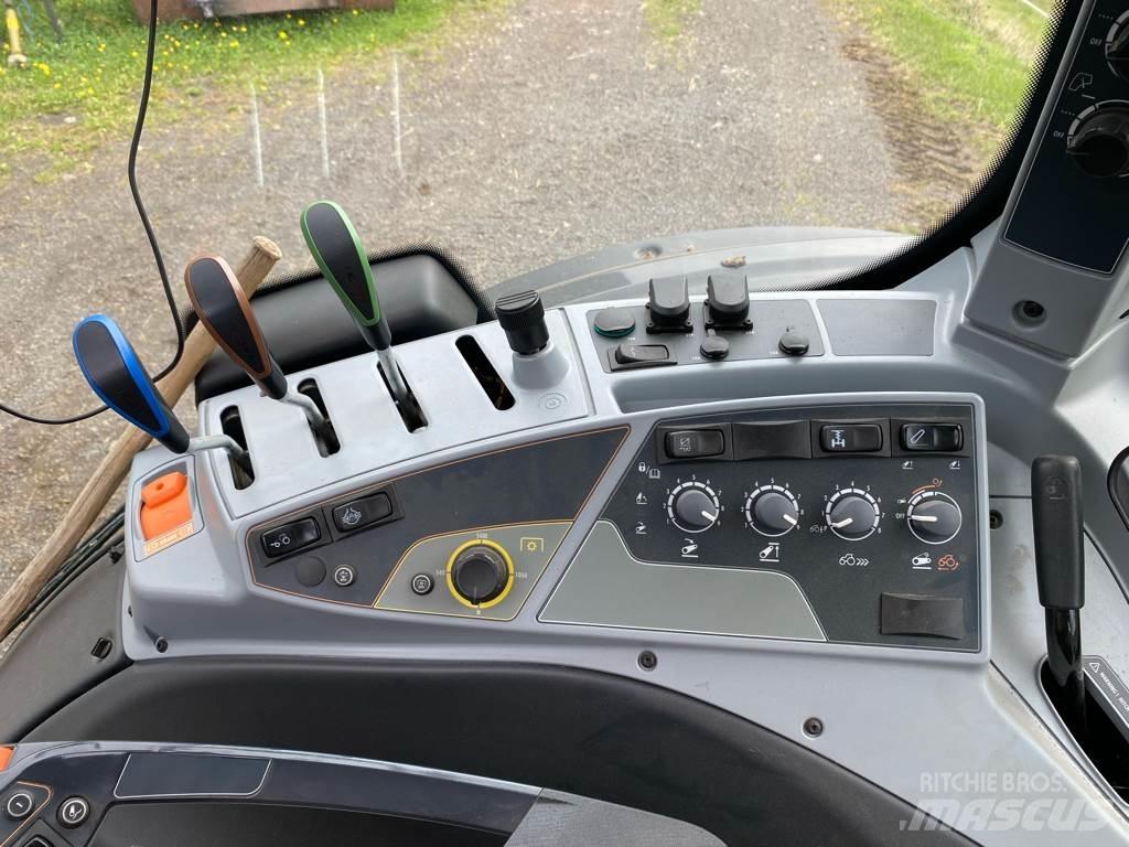 Valtra N134  HiTECH Traktorer