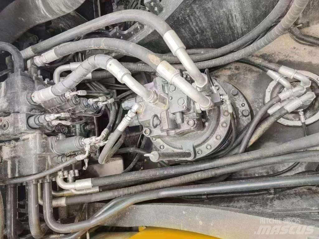 Volvo 240 Gravemaskiner på larvebånd