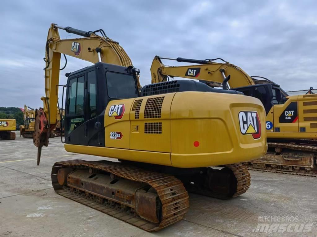 CAT CAT 323GX Gravemaskiner på larvebånd