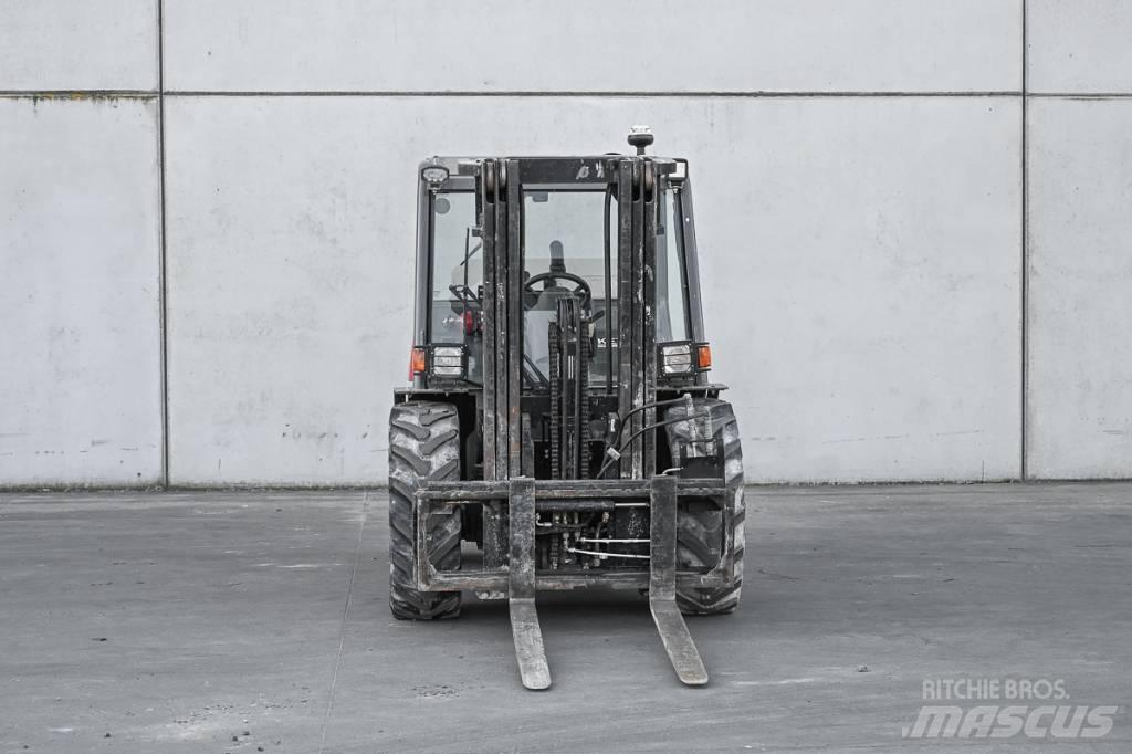 Manitou MH 25-4 Terrængående gaffeltruck