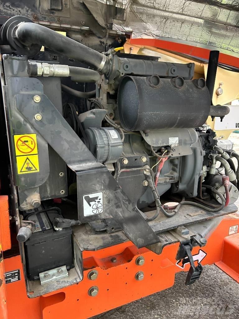 JLG 450 AJ Bomlifte med knækarm