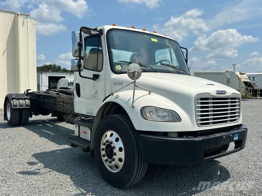 Freightliner M2 Renovationslastbiler