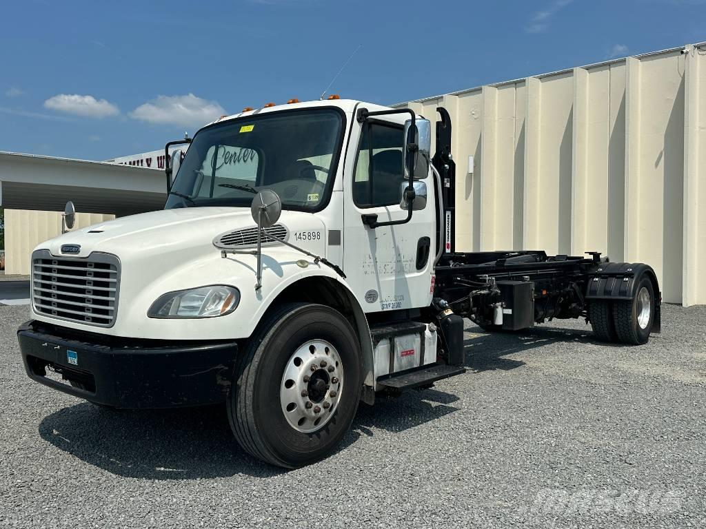 Freightliner M2 Renovationslastbiler