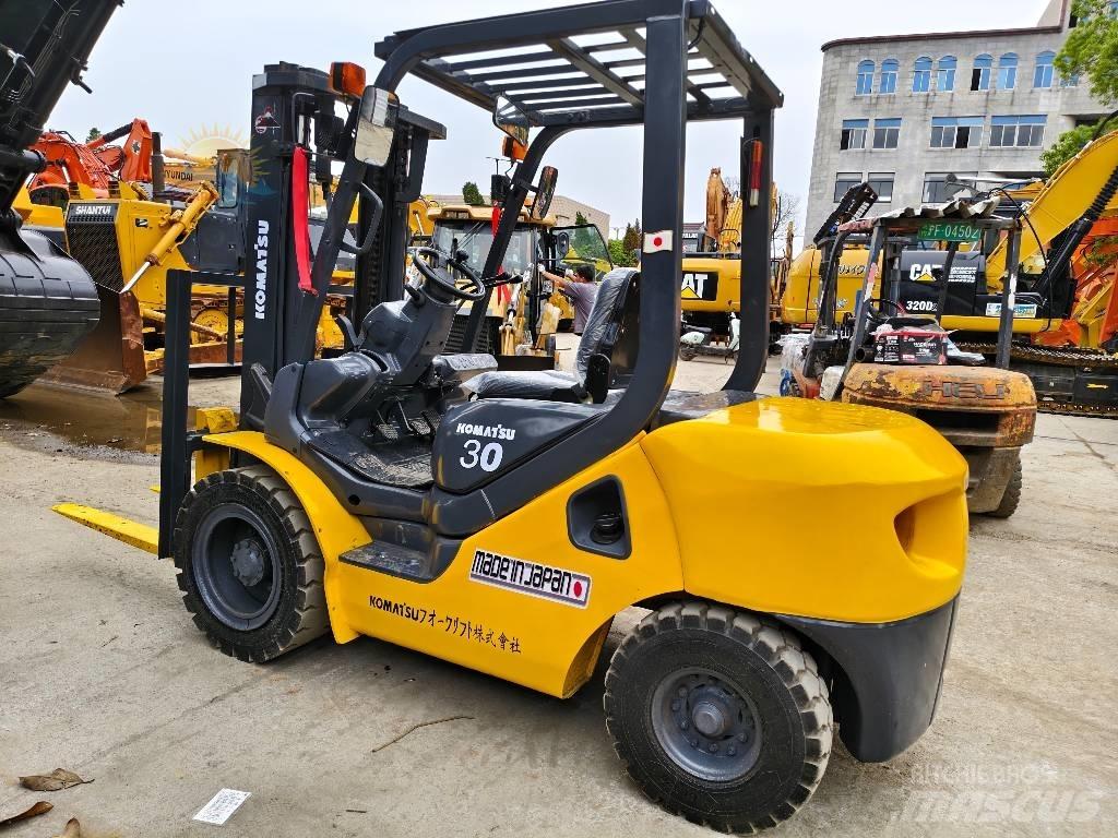 Komatsu FD30 Diesel gaffeltrucks