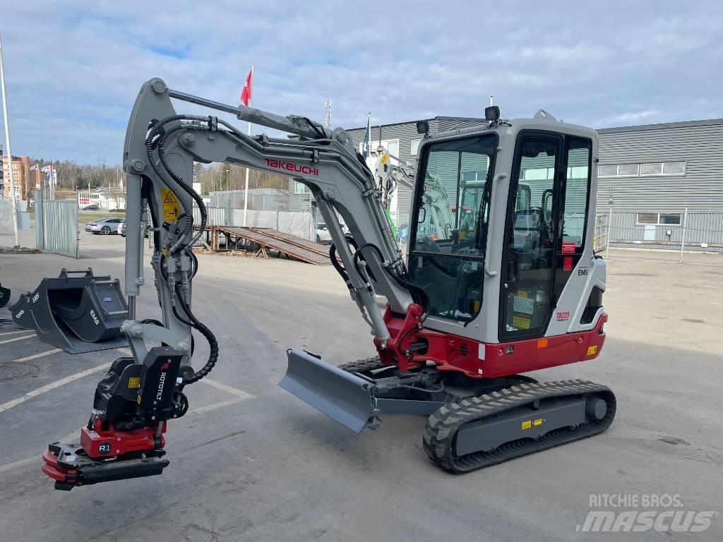 Takeuchi TB 225 Minigravemaskiner