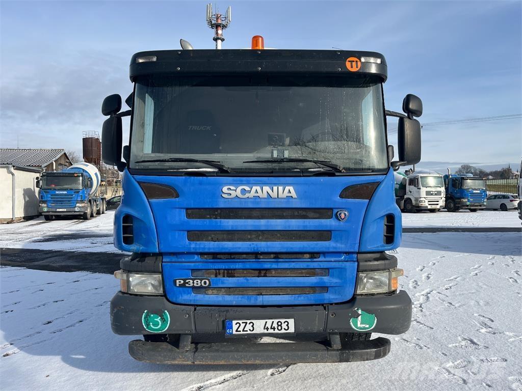 Scania P 380 8X4 Chassis