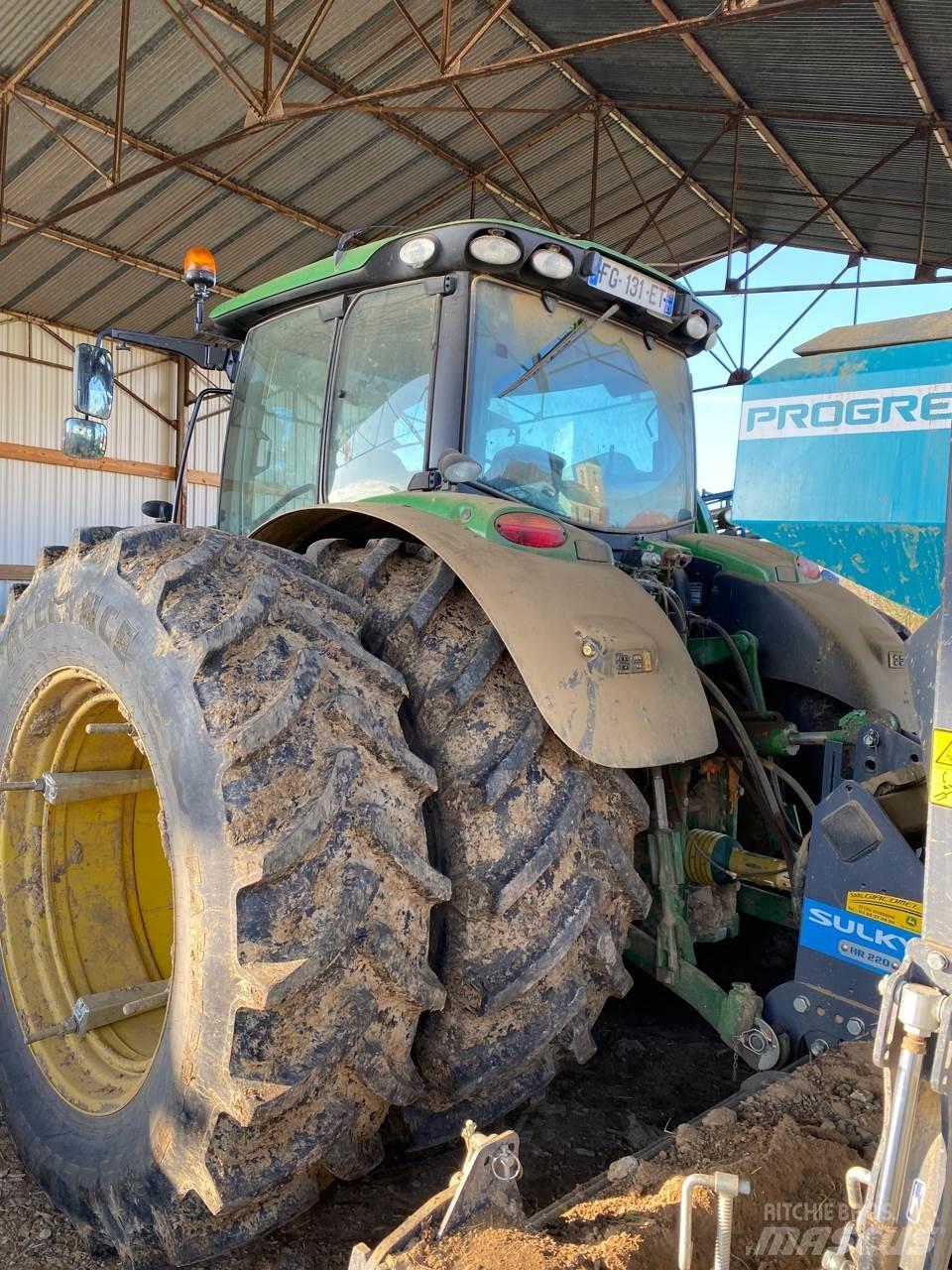 John Deere 6155R Traktorer