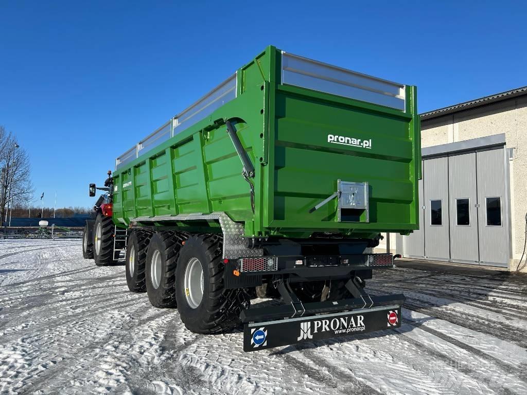 Pronar T8724 Tipvogne