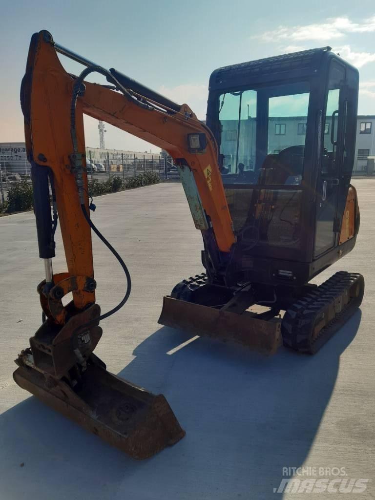 Hanix N 15B Minigravemaskiner
