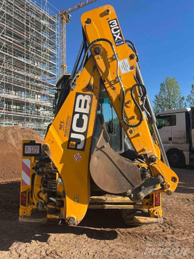 JCB 3 CX Midi-gravemaskiner 7t - 12t