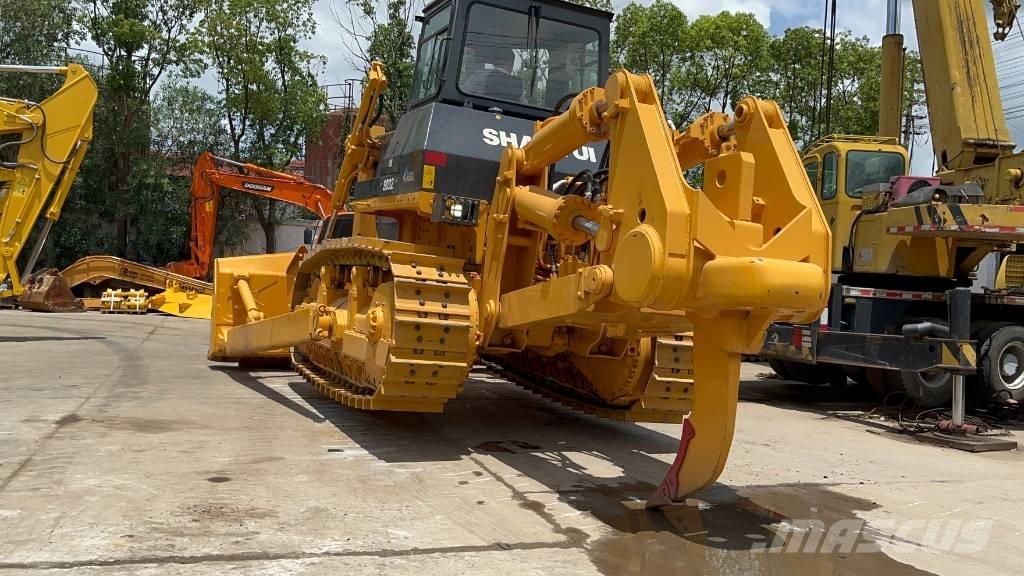 Shantui SD 32 Bulldozer på larvebånd