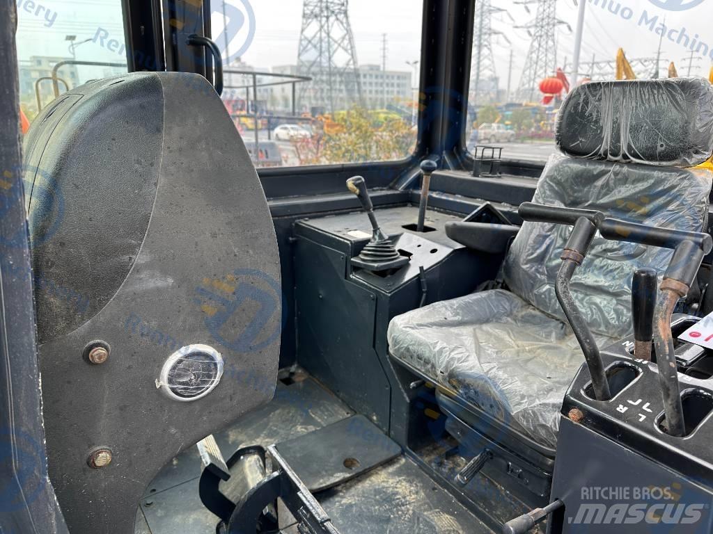 Shantui SD 32 Bulldozer på larvebånd