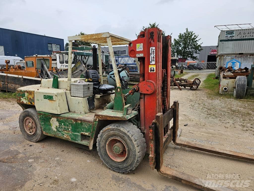 Clark DPH 70 Diesel gaffeltrucks