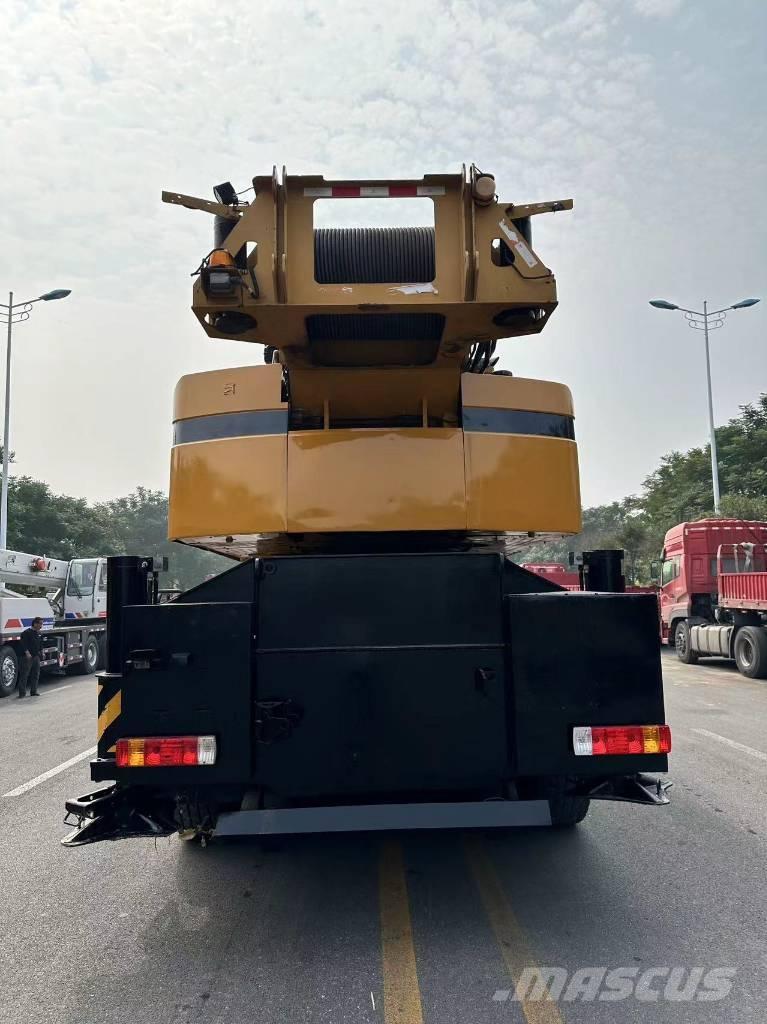 Sany STC1000T Kraner til alt terræn