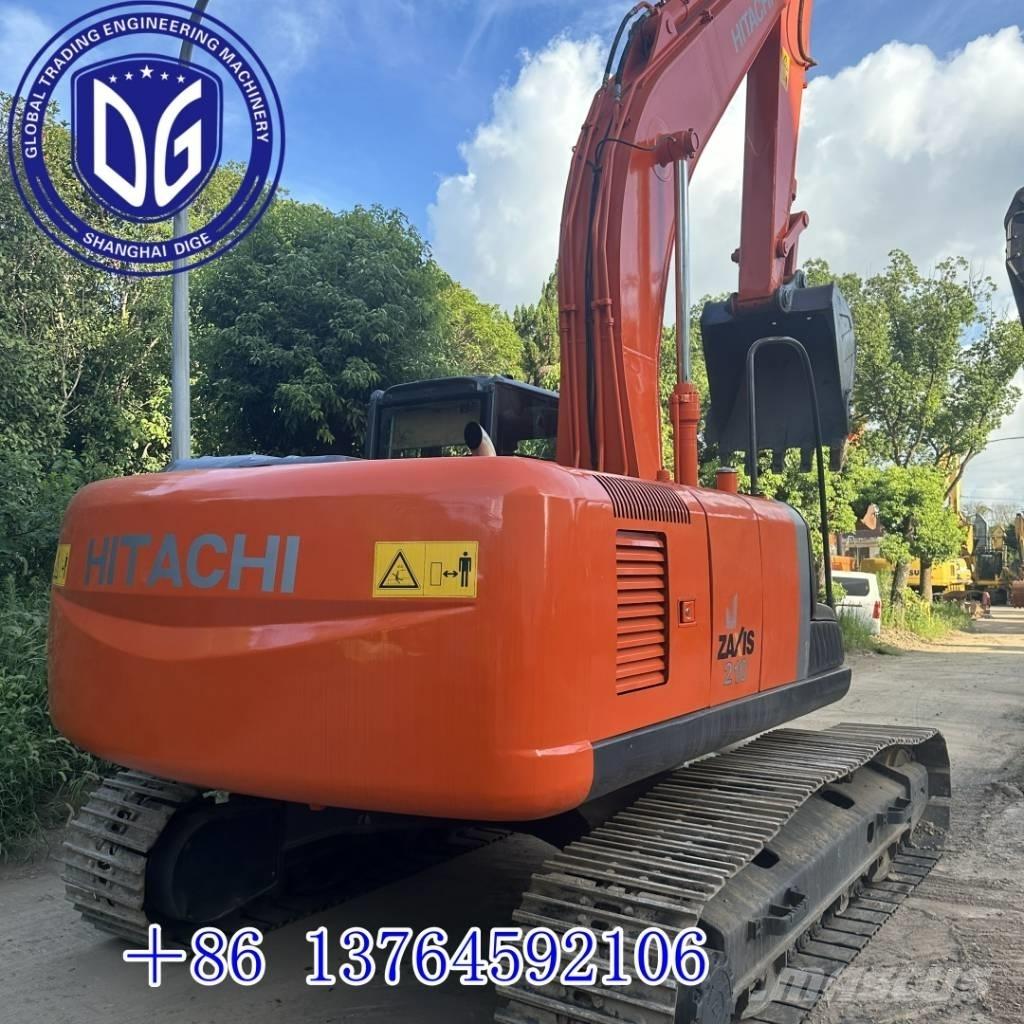 Hitachi 210LC Gravemaskiner på larvebånd