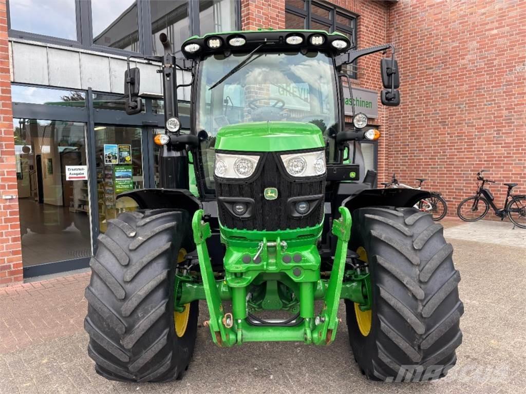 John Deere 6120R Traktorer