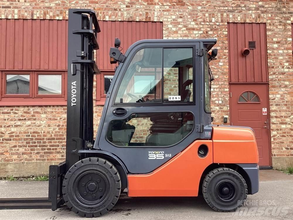 Toyota 8FDJF35 Diesel gaffeltrucks