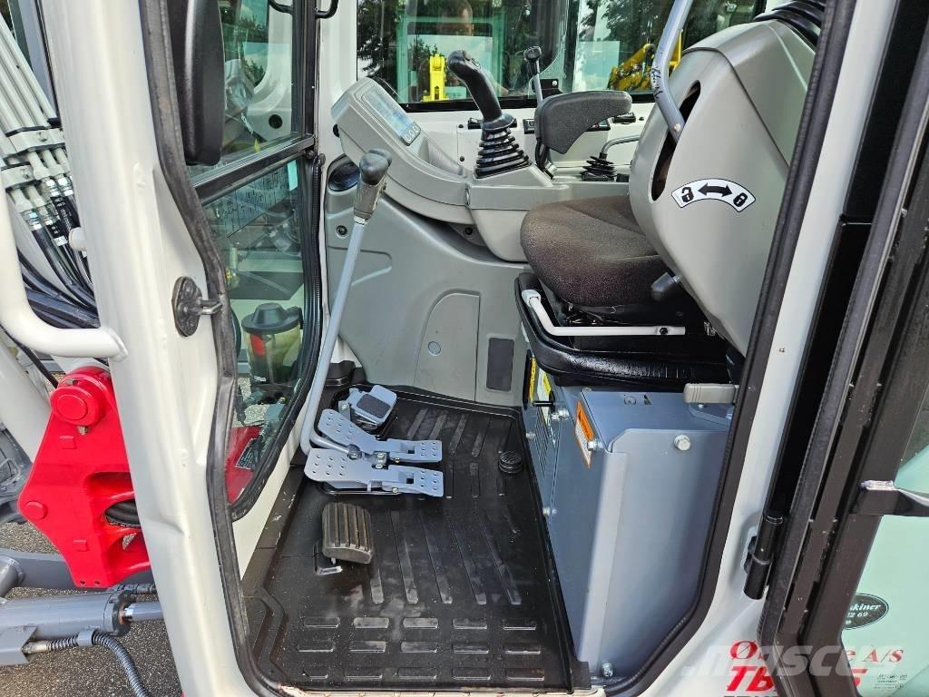 Takeuchi TB 225 Minigravemaskiner