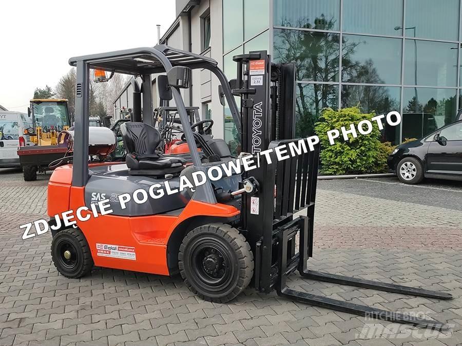 Toyota 42-7FGF25 LPG gaffeltrucks