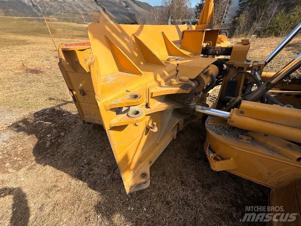 CAT D 6 T LGP Bulldozer på larvebånd