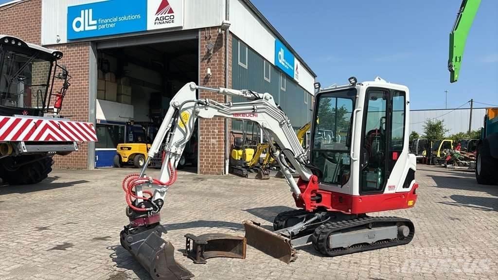Takeuchi TB225 Minigravemaskiner
