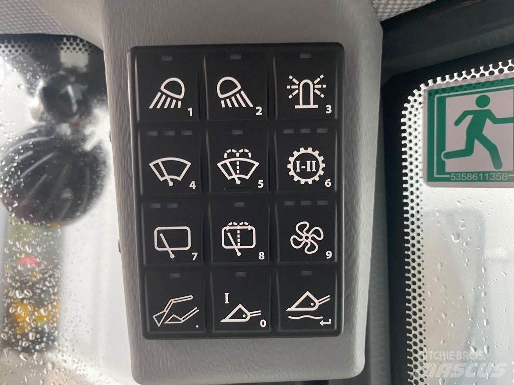 Yanmar V120 Læssemaskiner på hjul