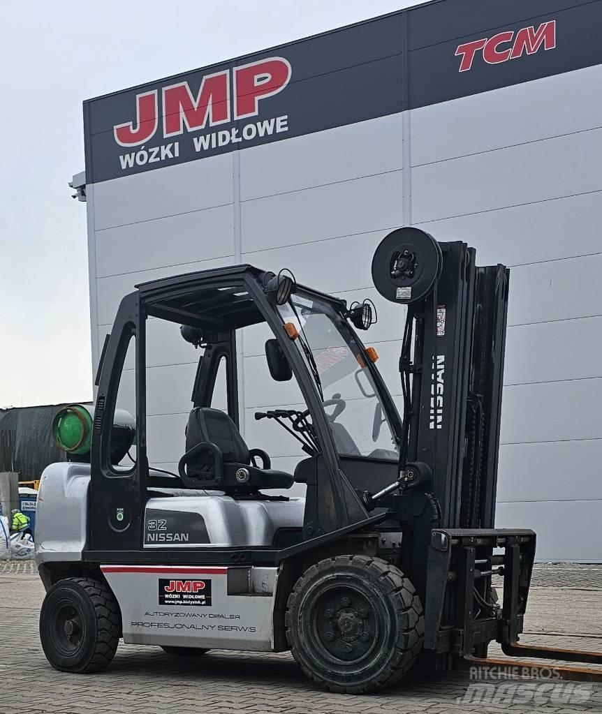 Nissan UG1D2A32LQ LPG gaffeltrucks