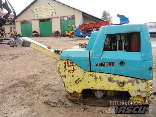  Zagęszczarka AMMANN Jordvibrationstromler