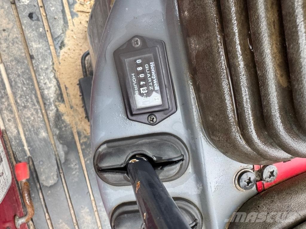 Yanmar SV08 (1D799) Minigravemaskiner