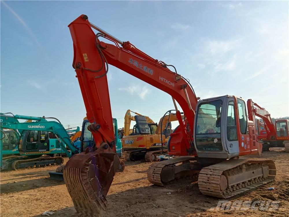Hitachi ZX135US Gravemaskiner på larvebånd