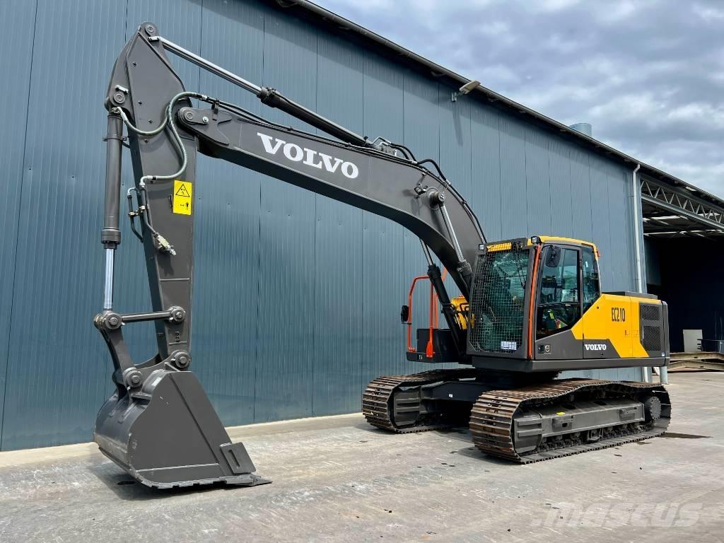 Volvo EC210 Gravemaskiner på larvebånd