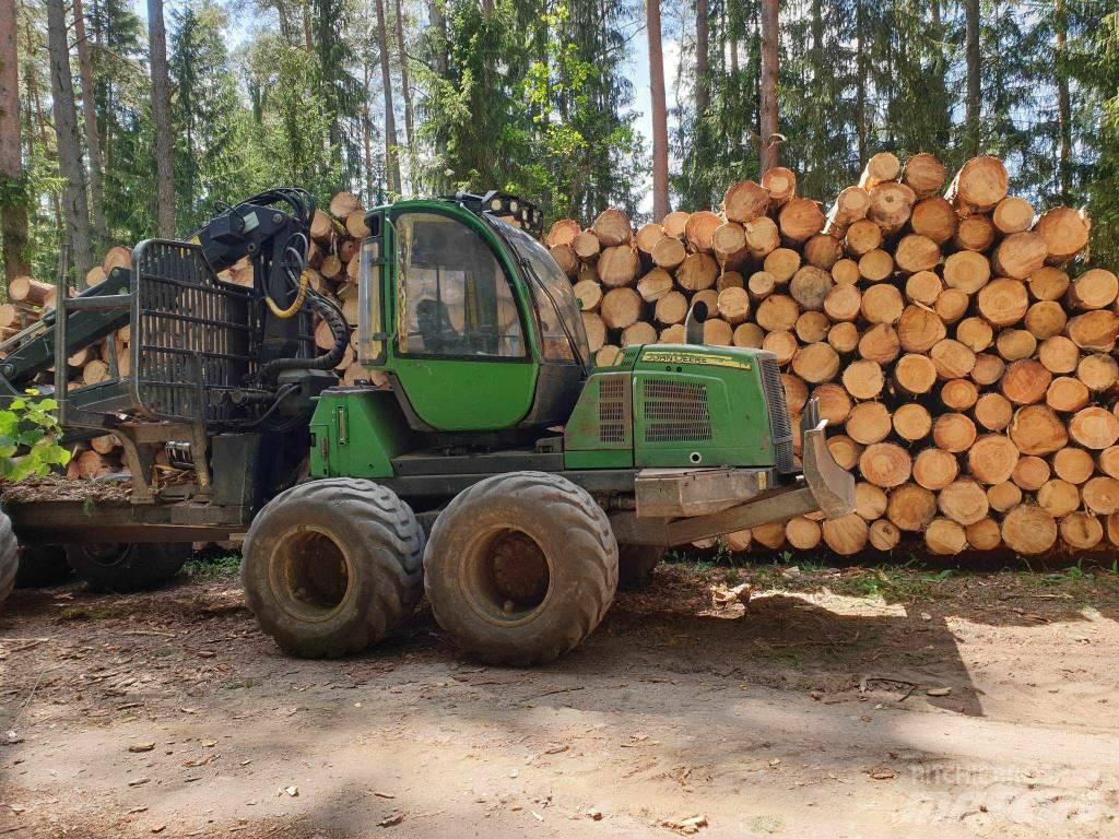 John Deere 1110 E Udkørselsmaskiner