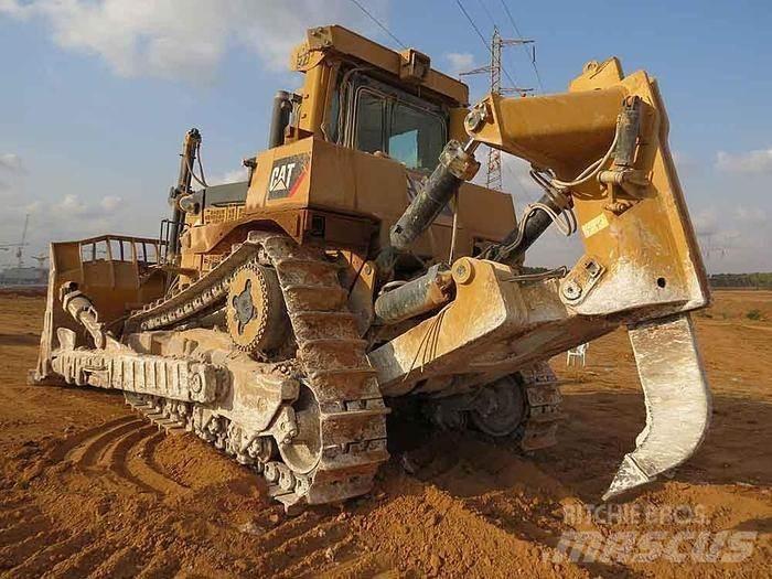 CAT D10 T Bulldozer på larvebånd
