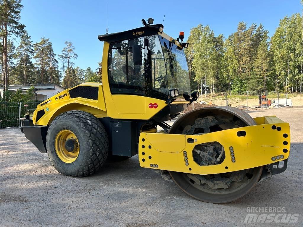 Bomag BW 213 Enkelt tromle