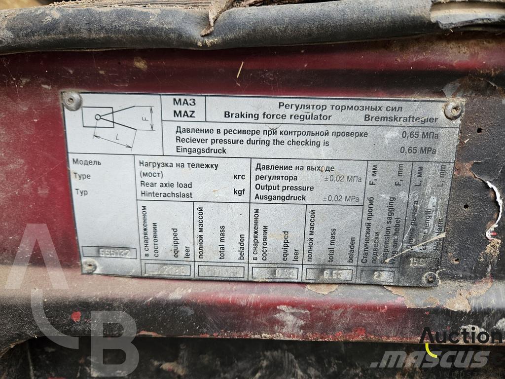 MAZ 555132 Lastbiler med tip