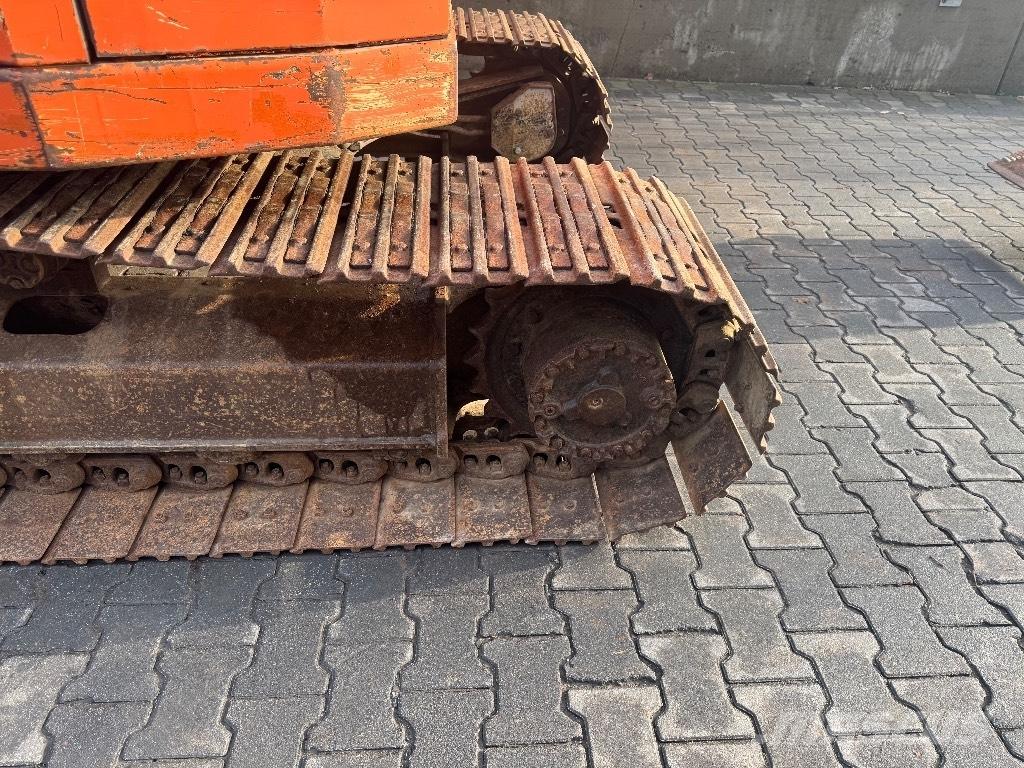 Hitachi EX 60 Minigravemaskiner