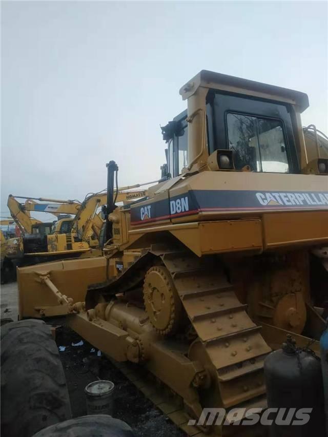 CAT D8N Bulldozer på larvebånd